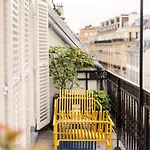Mondrian Apartment
